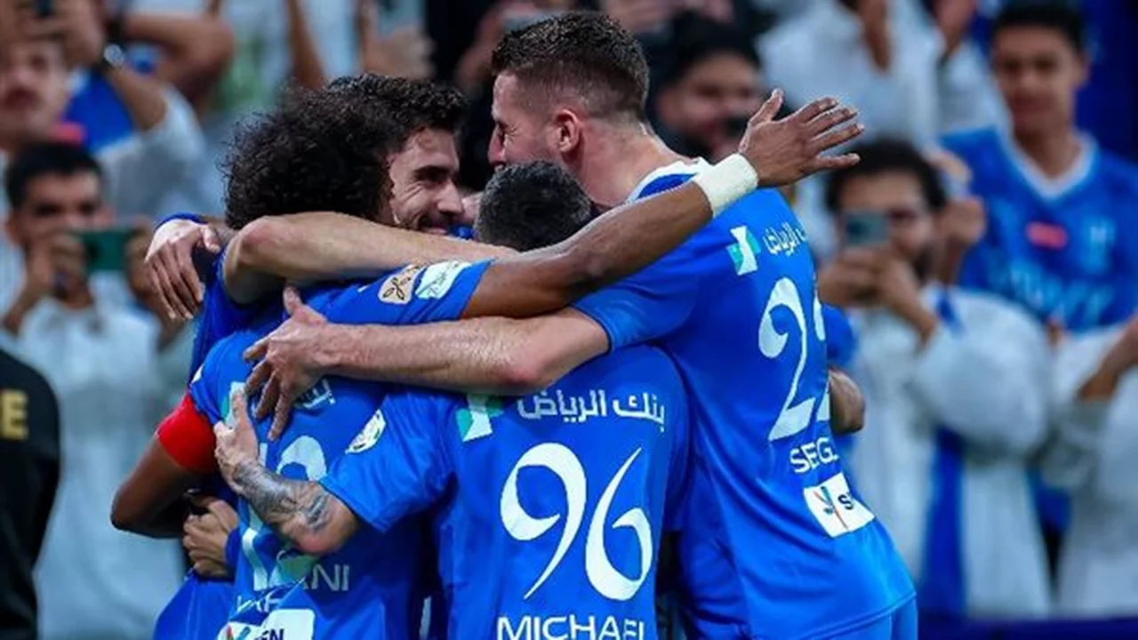 توقيت انطلاق مباراة الهلال والشباب ضمن منافسات الدوري السعودي وطريقة متابعة اللقاء مباشر عبر القنوات الناقلة.